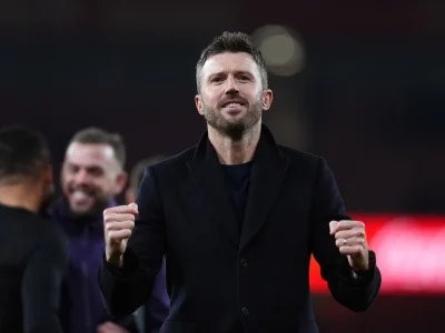 Michael Carrick ‘đốt lửa’ MU: Tận dụng đà thắng hoàn hảo, nhắm thẳng đến ngôi vương?
