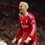 Peter Crouch gây sốc với dự đoán tỷ số Liverpool vs Man City, tiết lộ 'bản sao Torres' ở Anfield 1