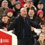 Sai lầm chí mạng của Arne Slot: Liverpool đổ vỡ trước Man City ngay tại Anfield 1