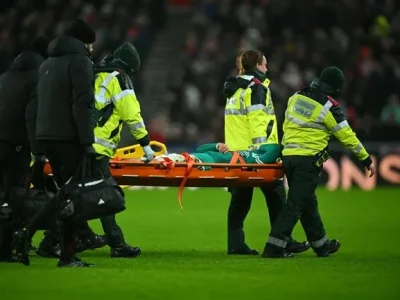 Sốc! Ngôi sao Liverpool Wataru Endo gãy chân, nguy cơ lỡ World Cup sau pha hy sinh đáng nể