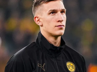 Sốc: Thủ môn số 2 MU chính thức hẹn ngày ra đi, Liverpool đối mặt thử thách lịch sử trước PSG