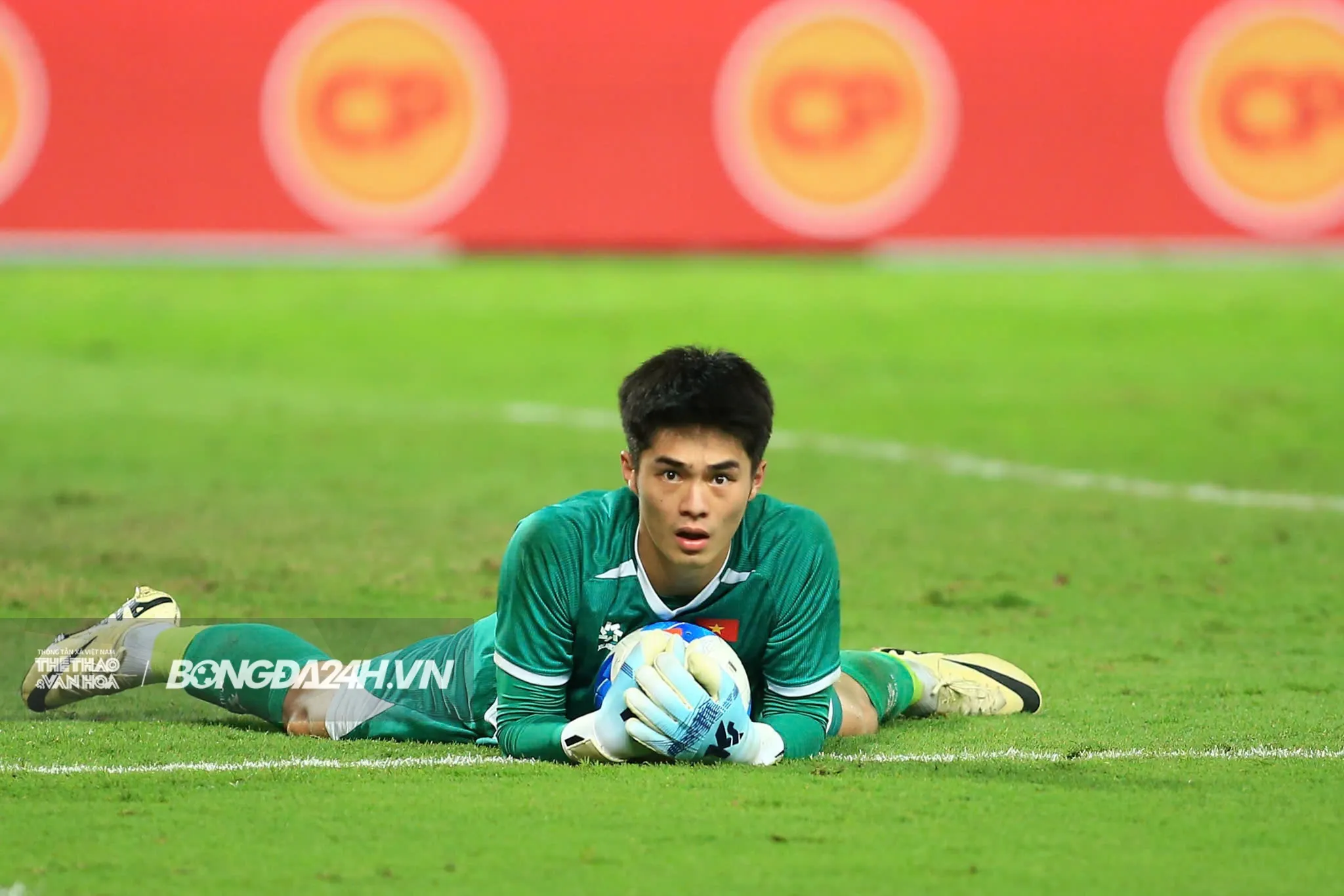 Sau hào quang U23 châu Á, Đình Bắc, Trung Kiên đối mặt thử thách ‘sống còn’ tại ĐTQG