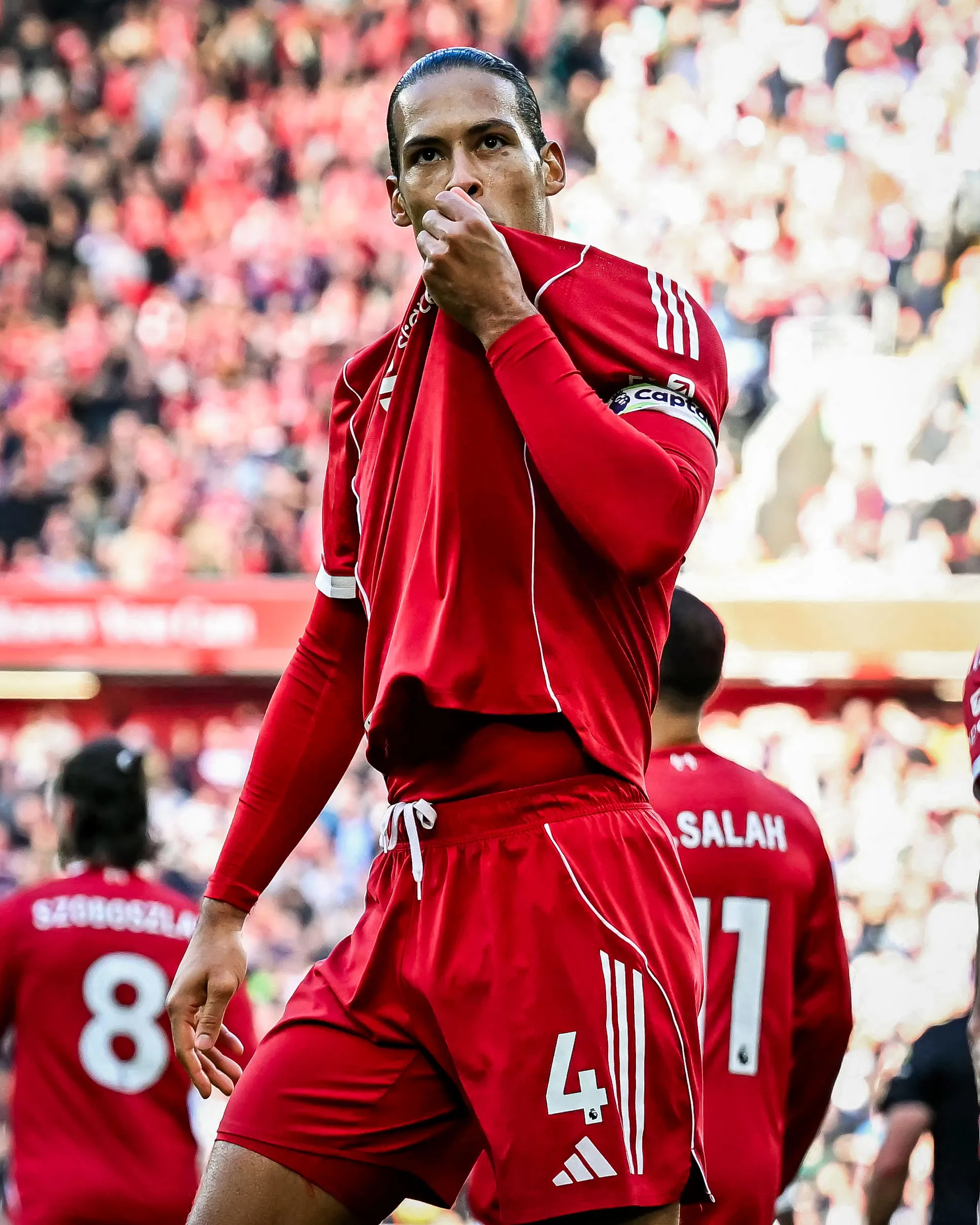 Van Dijk và Liverpool có thể vượt qua PSG? - Ảnh: @brfootball